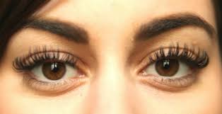 Cils en seine, propose dans un cadre élégant, chic et accueillant une expérience. Extensions De Cils Prix Infos Idees Recues Precautions