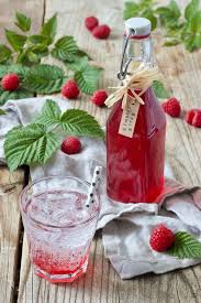 Himbeersirup Rezept Sweets And Lifestyle Rezept Himbeersirup Rezepte Himbeersirup Himbeeren