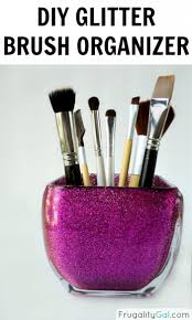 This viral reddit hack for drying makeup brushes is so simple, yet so brilliant. Diy Glitter Brush Holder