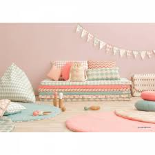 Tolle Spielmatratze Im Design Raute Grun Von Nobodinoz Barcelona Gut Zum Kombinieren Mit Anderen Muste Bodenmatratze Kinderzimmer Kinder Zimmer Madchenzimmer