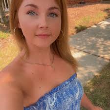 Restaurants with over the top Christmas decor?