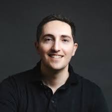 Ari Rosner's Instagram, Twitter & Facebook