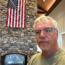 Where should I begin to learn the guitar & how? My hope is to become a cult  trained musician