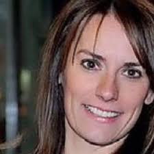 Keely Barrett (@Keely_B)