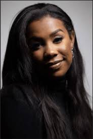 Simone Robinson's Instagram, Twitter & Facebook