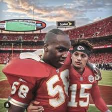 Derrick Thomas Patrick Mahomes In 2020 Kc Chiefs Football Derrick Thomas Kansas City Chiefs Football
