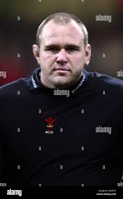 Scott quinnell rugby hi-res stock photography and images