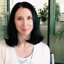 Cari Green's Instagram, Twitter & Facebook