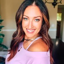 These 8 Inspirational Momtrepreneurs Are Balancing Work And Life Like A Boss