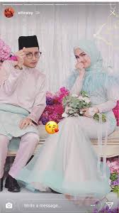 So skang pengurus tu kata elfira loy yg berhijab tu betina murahan yg tergila2kan suffiyan laa eh? Foto Majlis Meriah Macam Kahwin Pertunangan Elfira Loy Suffian Suhaimi Tarik Perhatian Netizen