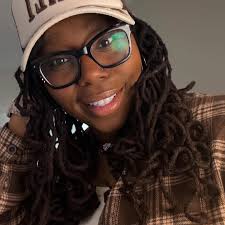 Going to the Alaska Federation of Natives today in #Anchorage? Stop by and  see Officer Natasha Welch and Sergeant Rayne Reynolds to learn about all  the opportunities to #JoinAPD! Quyana, Gunalchéesh, Qaĝaasakuq ,