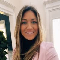 Leslie Barham's Instagram, Twitter & Facebook