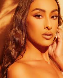 Savannah Wants You To Trust In Yourself