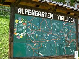 Maybe you would like to learn more about one of these? Vigiljoch Rundwanderung Wandern In Lana Bei Meran