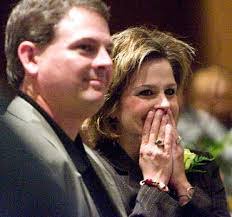 Andrea Gramling's Instagram, Twitter & Facebook