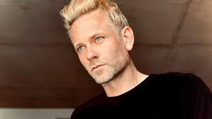 Candace Cameron Bure Stars In A Christmas Less Traveled