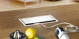 Bachmann) do jedné sítě kvalitní zpracování od německého výrobce. Coni Bachmann