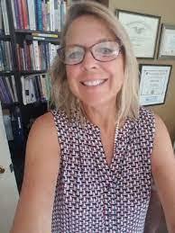 Debra Olszewski's Instagram, Twitter & Facebook