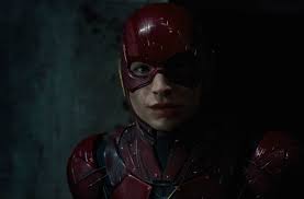 Ezra Miller responde a las críticas de Suicide Squad