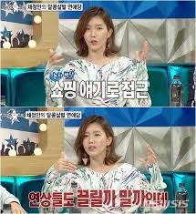 2005년 12월, 3살 연상의 pr회사 마케팅 임원 김상철씨와 1년 여 열애 후 결혼한 채정안은 2007년 6월경 이혼 절차를 마무리하고 결혼 생활을 끝냈다. ë‰´ì‹œìŠ¤