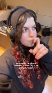 Lara Rose Twitter Name