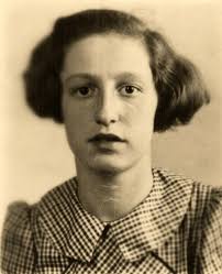 Dutch Jewish girl deported to Auschwitz in 1944