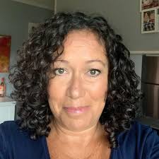 Lisa Sutton (@lisa.suttonnation) • Instagram photos and videos