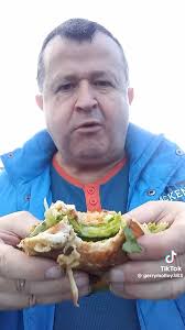 🥓 Now here is fry tips for Saint Patricks Morning by Limerick man Gerry  Molloy ⛅ 🥓 , Green all the way , I am starvinnnnnnn