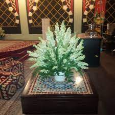 Bunga meja ruang tamu desainrumahid com sumber : 8 Ide Bunga Hias Meja Hiasan Meja Bunga Perhiasan