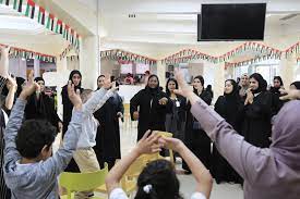 تعد كليات التقنية العليا أكبر مؤسسة للتعليم العالي التخصصي في دولة الإمارات ، حيث تضم حوالي 23,000 طالب وطالبة و 2000 موظف وموظفة، موزعين على 17 كلية للطلاب والطالبات في أبوظبي، والعين، ومدينة زايد، ، والرويس، ودبي، والشارقة والفجيرة، ورأس الخيمة. Ø¯Ù…Ø¬ Ø§Ù„Ø·Ù„Ø¨Ø© Ø°ÙˆÙŠ Ø§Ù„Ø¥Ø¹Ø§Ù‚Ø© Ø§Ù„Ø°Ù‡Ù†ÙŠØ© ÙÙŠ ÙƒÙ„ÙŠØ§Øª Ø§Ù„ØªÙ‚Ù†ÙŠØ© Ø§Ù„Ø¹Ù„ÙŠØ§ Ø¨Ø§Ù„Ø´Ø§Ø±Ù‚Ø© Ù…Ø¬Ù„Ø© Ø§Ù„Ù…Ù†Ø§Ù„