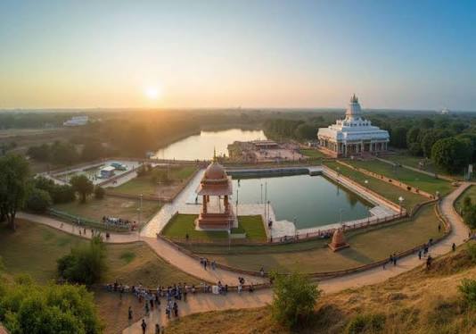 Kurukshetra, a historical and spiritual stop on the Delhi to Manali Tempo Traveller route