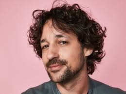 Rookie of the Year' star brings band to Aurora's Piazza