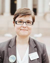 Carly Putnam's Instagram, Twitter & Facebook