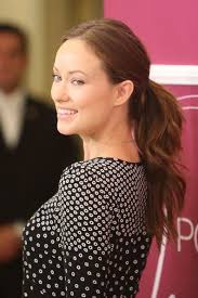 Son personnage, numéro 13, intègre l'équipe de gregory house dans la saison 4 et doit son surnom si olivia wilde joue régulièrement des saisons 4 à 7, puis jusqu'au tout dernier épisode de dr house. More Pics Of Olivia Wilde Wide Band Ring 1 Of 13 Olivia Wilde Lookbook Stylebistro