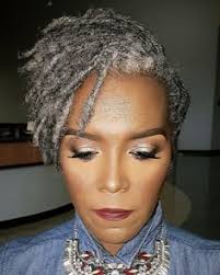 21 Grey hairstyle ideas in 2025