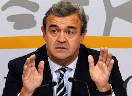Fue intendente de su departamento natal entre 1990 y 1999. Jorge Larranaga Alchetron The Free Social Encyclopedia
