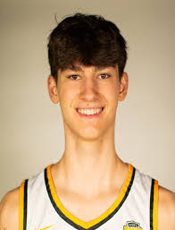 Jean Davila's Instagram, Twitter & Facebook