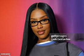 338 Tracey Rose Stock Photos, High-Res Pictures, and Images