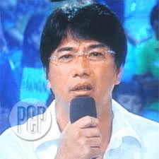 17 years ago this time around, Willie Revillame gets into a row with Joey  De Leon of Eat Bulaga. : r/Philippines