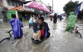 Philippines Flooding Torrential Monsoon Rains Bring Manila To A Standstill Monsoon Rain Philippines Manila