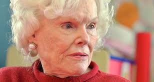 New front opens in off-again, on-again war over Doris Buffett's fortune