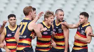 The afl will investigate claims adelaide players and staff were not correctly wearing face masks on a flight home from sydney. Afl 2020 Adelaide Crows Admit To For Training Rules Breach