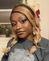 Bri Stevenson's Instagram, Twitter & Facebook