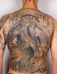 Im jugendschutzgesetz gibt es keine regelung zu tattoos und piercings. Engel Tattoos Symbolismus Arten Und Ratschlage
