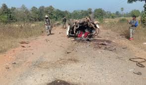 Bijapur (also called as vijapura in kannada) was first settled by chalukya dynasty of kalyani in 11th century. Chhattisgarh Naxalites Blow Up Civilian Vehicle In Bijapur 2 Injured The Week