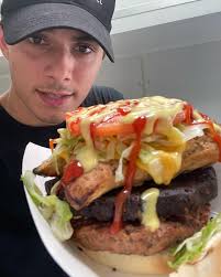 There's three types of people in this world