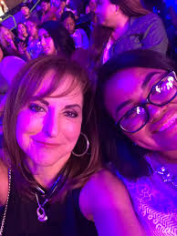 Dora Viera (@rdmmviera)