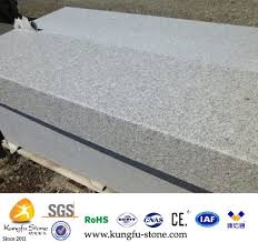 I have a scissor lift mechanism for lifting and placing large concrete or natural stone steps and armour stone. Sul Sale E Pepe Granito Passi Tipi Xiamen Kungfu Stone Ltd