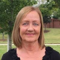 Sandy Norcross's Instagram, Twitter & Facebook