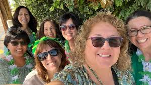 Some of us crazy kids from Class of '83 had a spontaneous get together to  hear Cathy Ireland (Told Ya So) this weekend. It was a great time together!  From left to